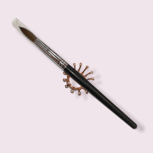 Crown stand•Brush holder - JTessentials